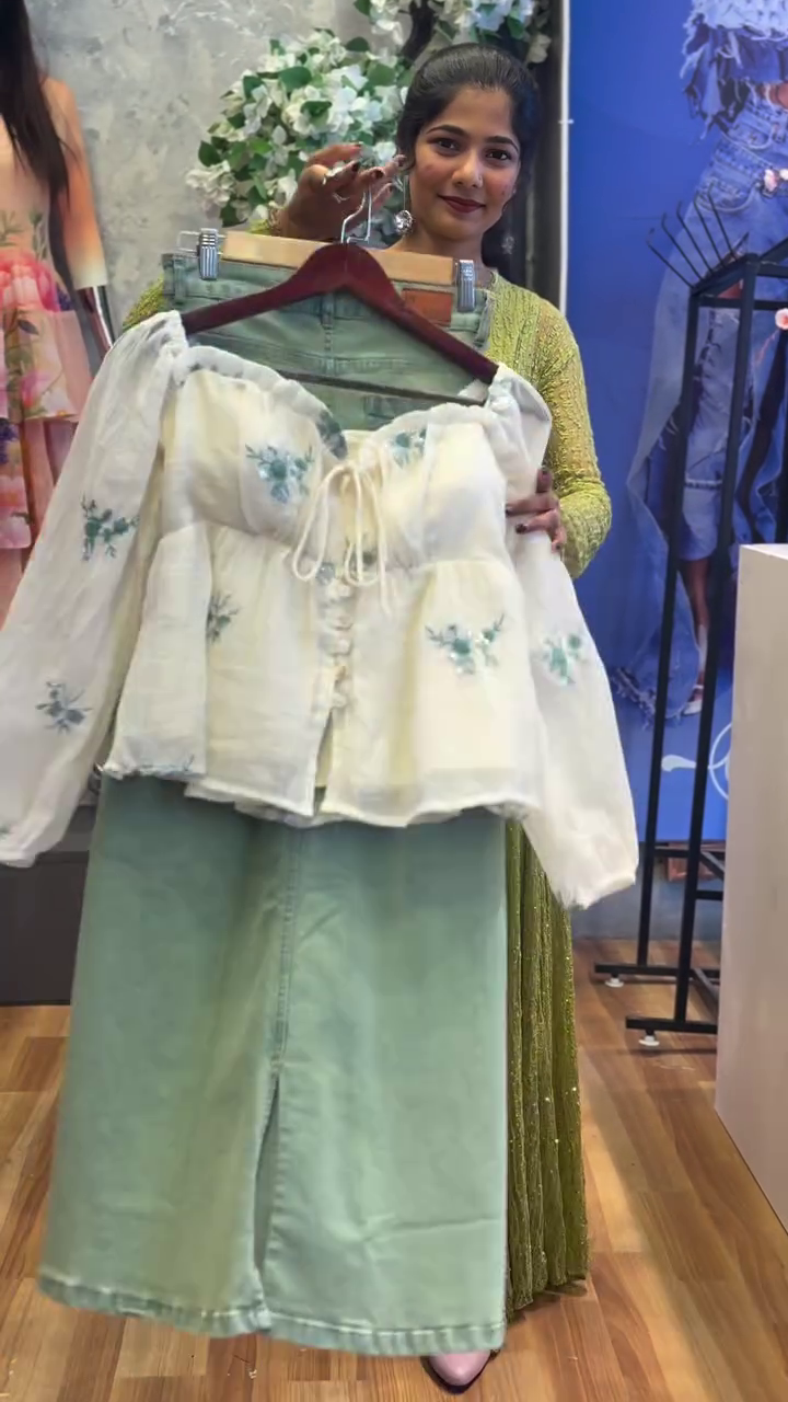 🌿✨ Mint Dream Floral Corset Top with Denim Skirt Co-Ord Set 💚👗