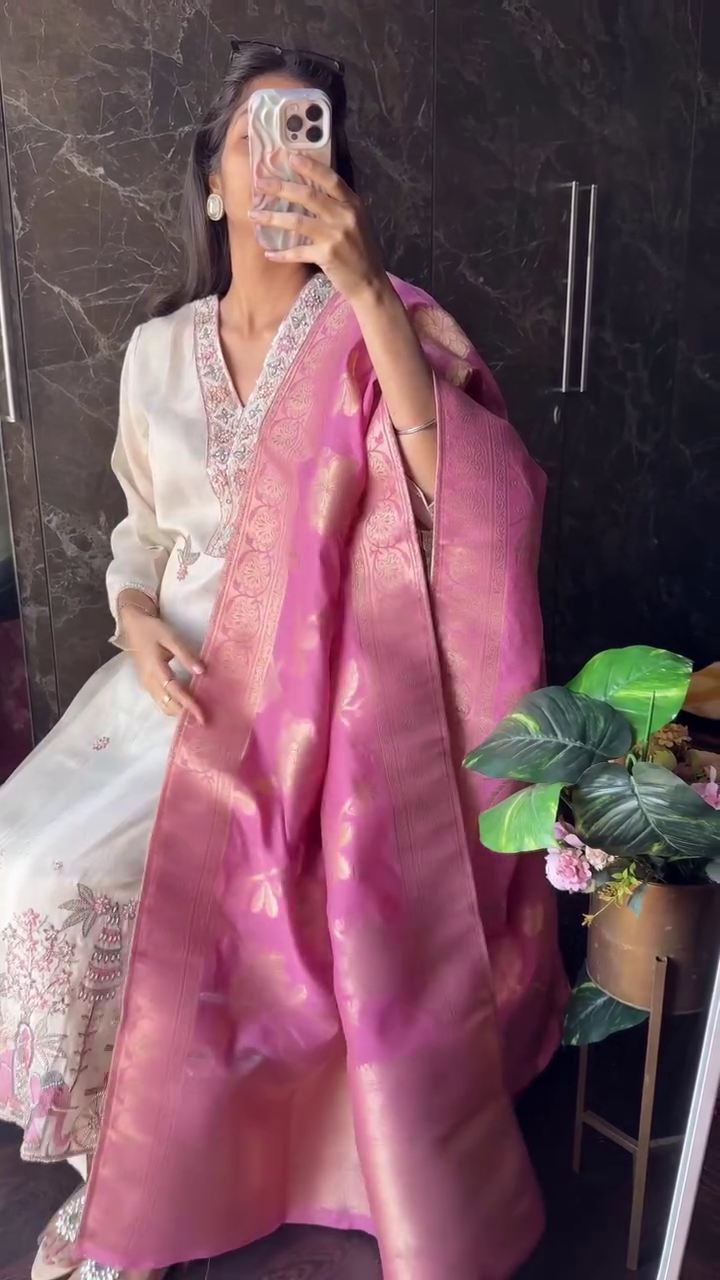 Royal Ivory Embroidered Traditional Suit Set with Pink Dupatta 🌸🤍👑