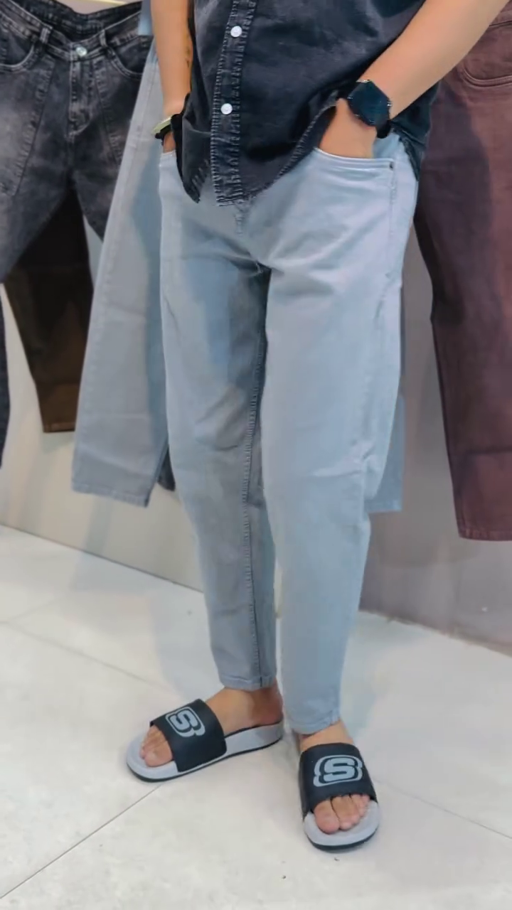 👖✨ Premium Ice Blue Men's Tapered Fit Denim Jeans – Ultra Comfort Casual Everyday Wear Stretchable Stylish Denim Pants 🔥💙 Cuddly Gift for Kids & Loved Ones 🎀✨