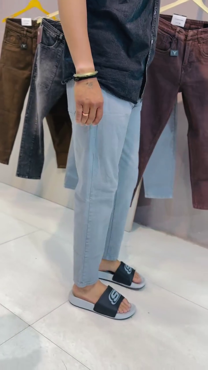 👖✨ Premium Ice Blue Men's Tapered Fit Denim Jeans – Ultra Comfort Casual Everyday Wear Stretchable Stylish Denim Pants 🔥💙 Cuddly Gift for Kids & Loved Ones 🎀✨