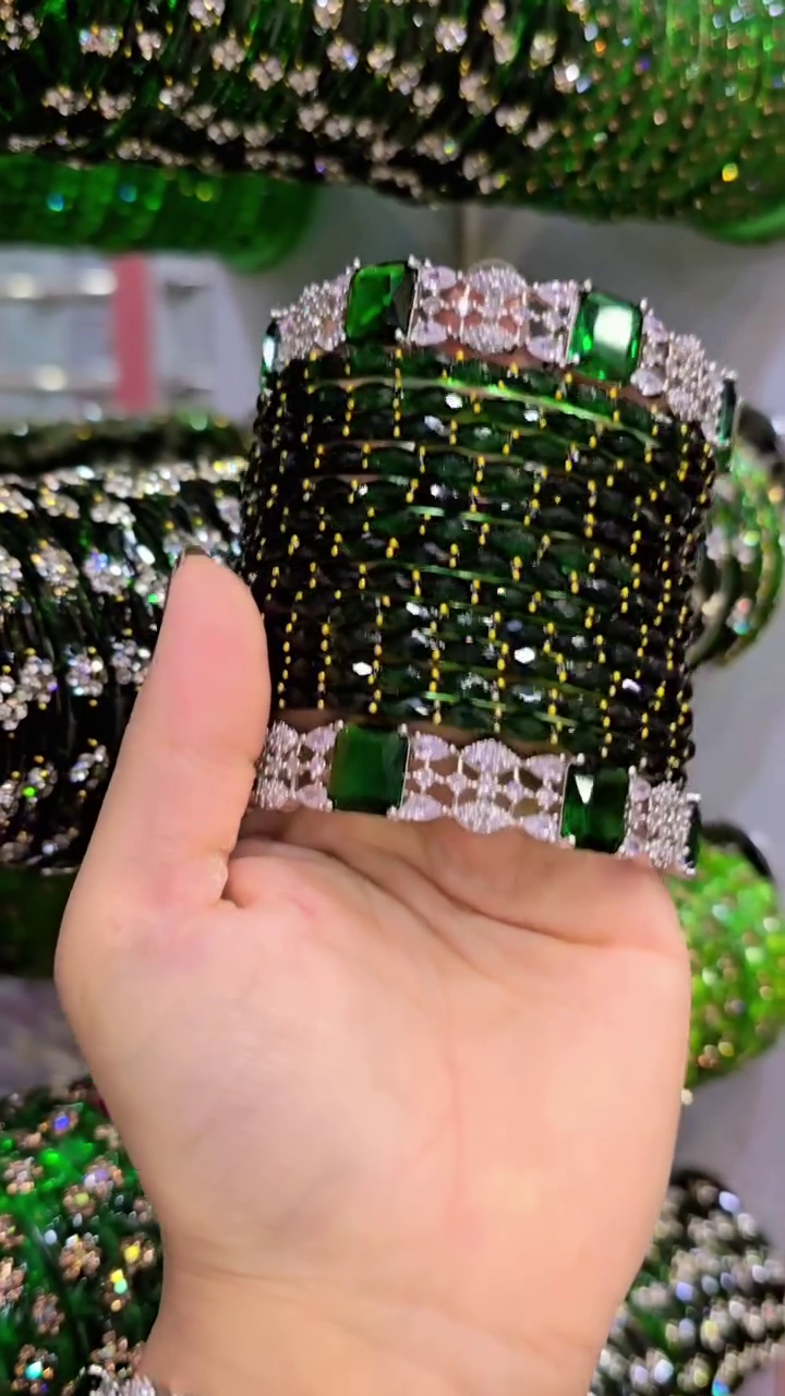 💎 Luxurious Emerald Green Designer Bangle Set with Crystal Embellishments & Golden Dot Detailing – Glamorous Traditional Jewellery Collection for Women 💎