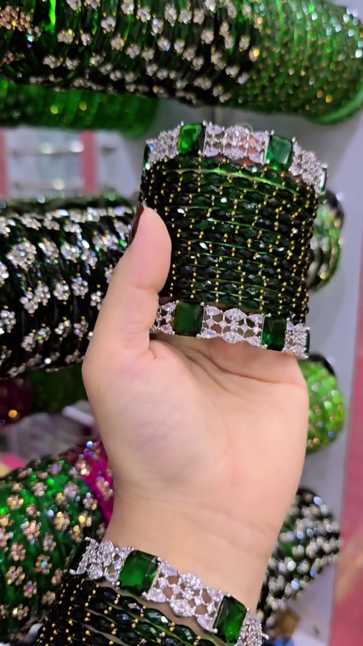 💎 Luxurious Emerald Green Designer Bangle Set with Crystal Embellishments & Golden Dot Detailing – Glamorous Traditional Jewellery Collection for Women 💎