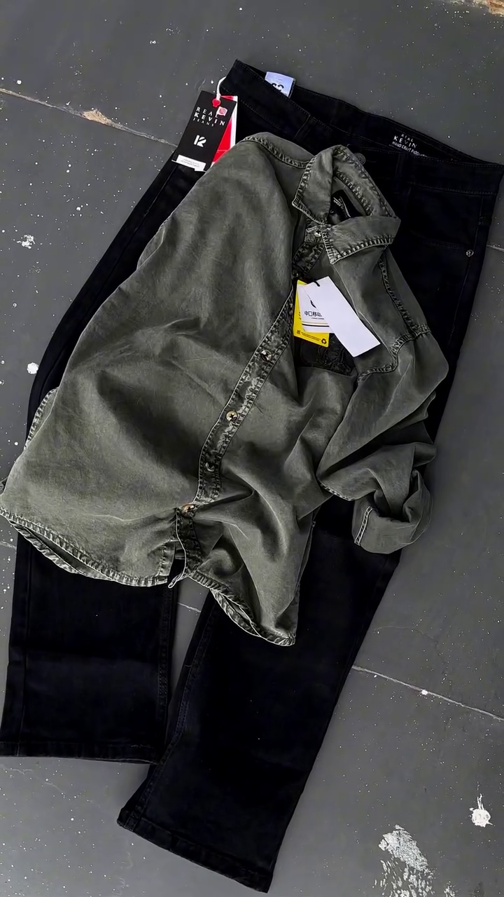 Premium Casual Checked Overshirt with Inner Top & Classic Straight-Fit Denim Jeans Set