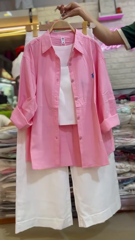 💕 Casual Chic Pink Long-Sleeve Button-Down Shirt Paired with Inner White Top and Matching White Wide-Leg Trousers Set 💕
