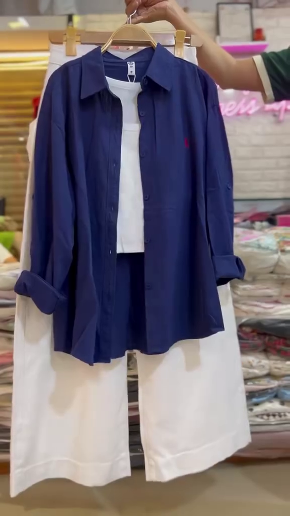 💕 Casual Chic Pink Long-Sleeve Button-Down Shirt Paired with Inner White Top and Matching White Wide-Leg Trousers Set 💕