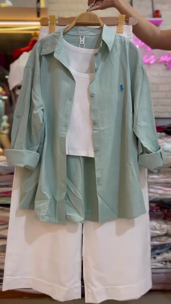 💕 Casual Chic Pink Long-Sleeve Button-Down Shirt Paired with Inner White Top and Matching White Wide-Leg Trousers Set 💕