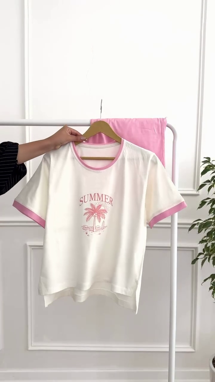 Casual White and Pink Contrast Trim T-Shirt Featuring "All You Need Is Love" Typography Print and Matching Lounge Pants 🌸