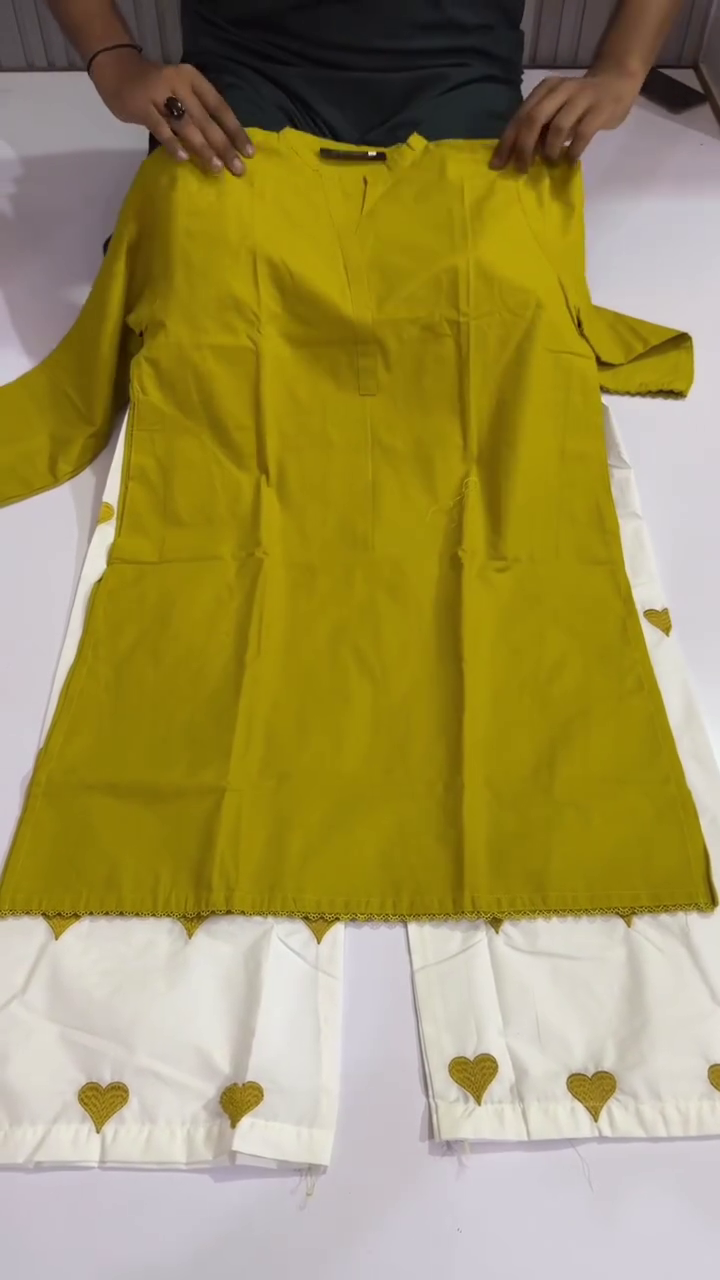Traditional Mustard Yellow Straight-Cut Kurti and White Palazzos Decorated with Golden Heart Motifs and Scalloped Hems 🌼