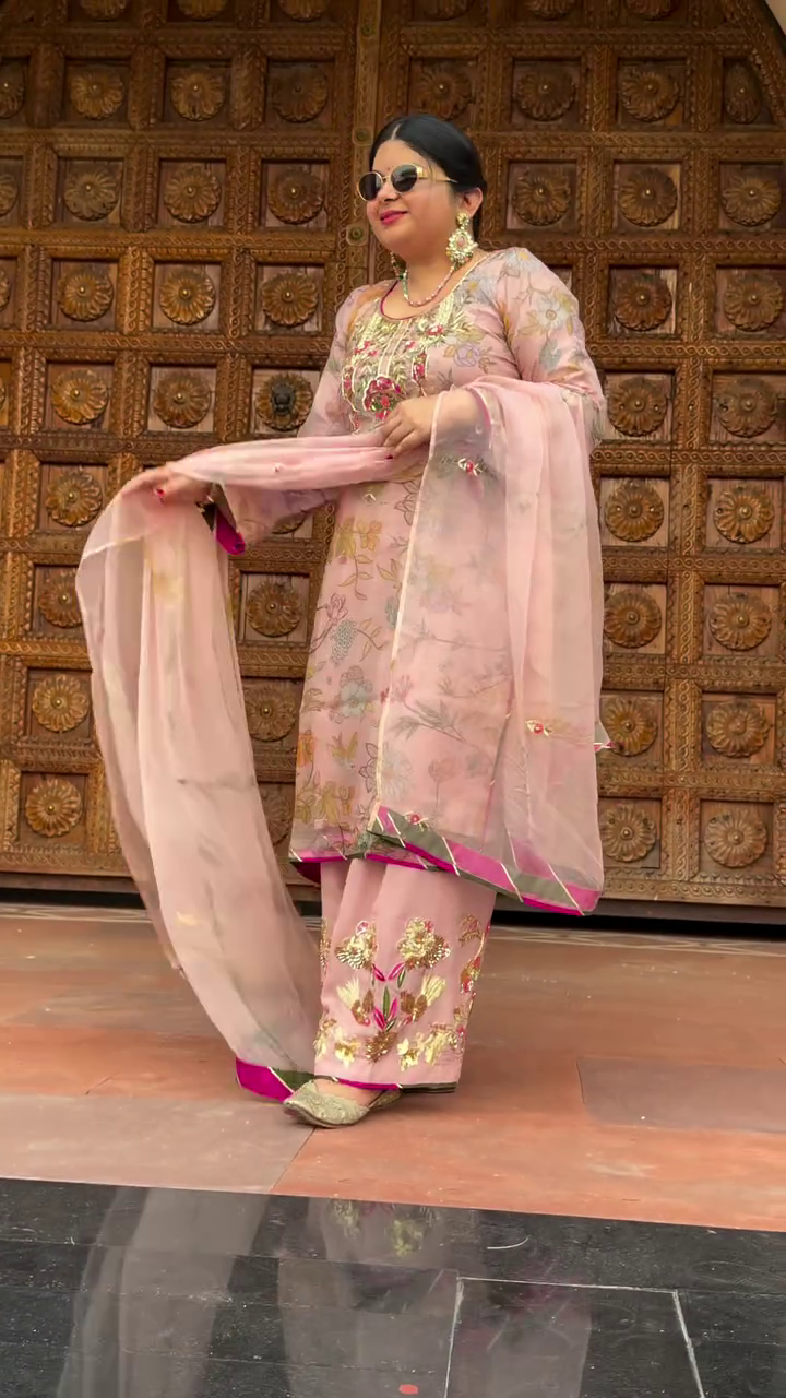 Elegant Pastel Pink Georgette Kurti and Palazzo Suit Set with Delicate Floral Embroidery and Matching Sheer Dupatta 💕