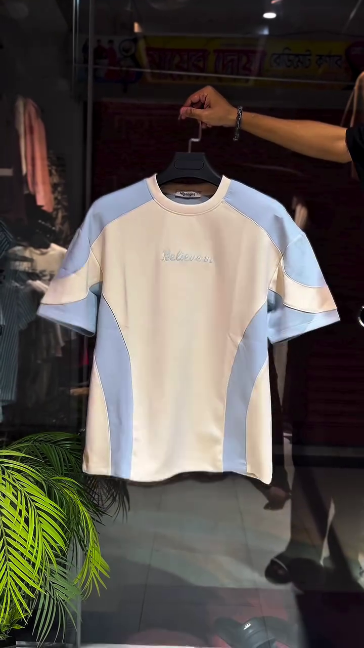 Color-Blocked Short-Sleeve Casual T-Shirt With Embroidered Lettering 🩵👕✨