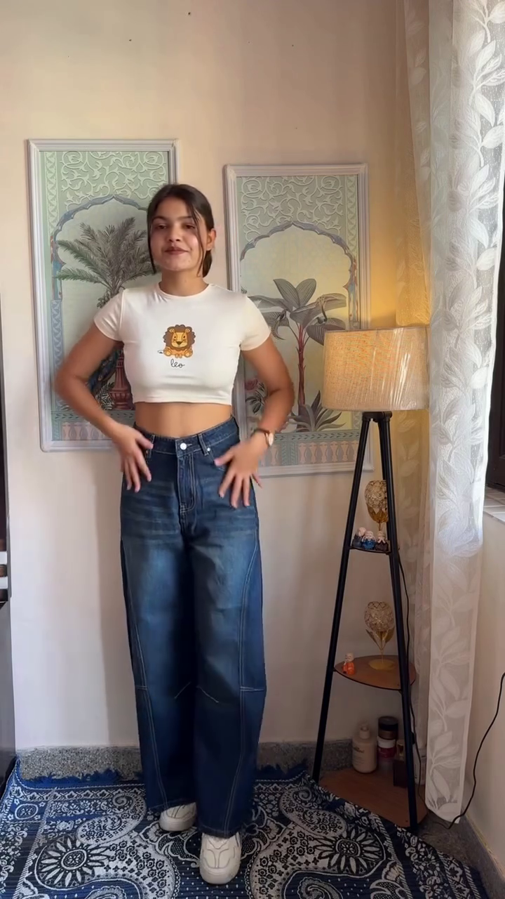 Vintage Washed Black Wide-Leg Denim Jeans With Front Seam Detailing 🖤👖✨