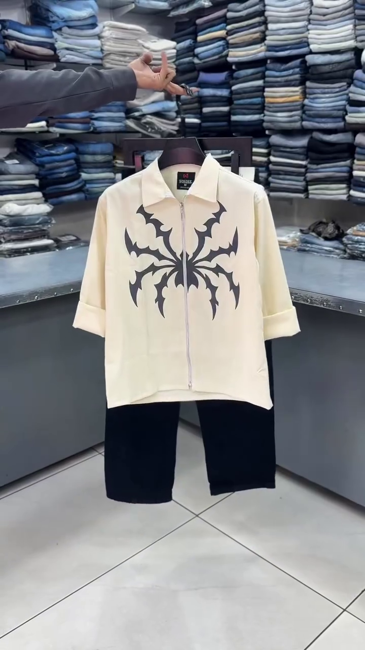 Cream-Colored Zip-Up Jacket Featuring Bold Black Spider Graphic And Matching Trousers 🕷️🤍🖤✨
